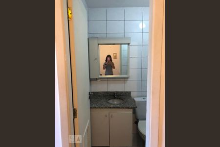 Banheiro Social de apartamento à venda com 1 quarto, 30m² em Vila Guarani (z Sul), São Paulo