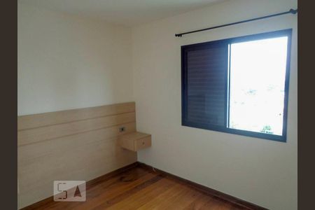 Suíte de apartamento para alugar com 3 quartos, 74m² em Vila Hamburguesa, São Paulo