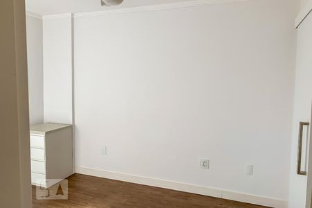 Quarto da suíte de apartamento à venda com 2 quartos, 70m² em Centro, Campinas