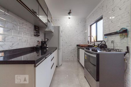 Cozinha de apartamento para alugar com 2 quartos, 85m² em Petrópolis, Porto Alegre