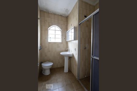 Banheiro da suíte de casa para alugar com 3 quartos, 180m² em Jardim Vila Formosa, São Paulo