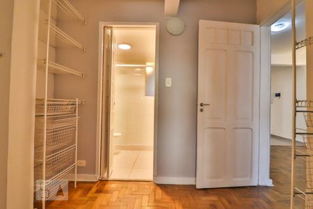 Quarto 1 de apartamento para alugar com 1 quarto, 70m² em Sumarezinho, São Paulo