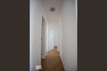 Corredor de apartamento para alugar com 3 quartos, 79m² em Vila Leopoldina, São Paulo