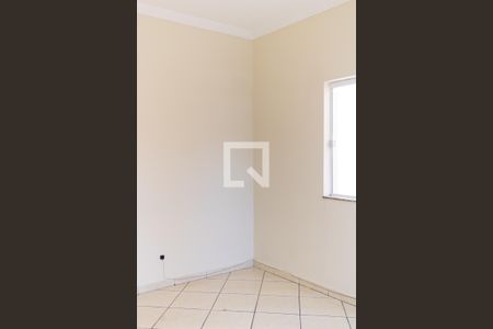 Sala de apartamento para alugar com 2 quartos, 80m² em Pilares, Rio de Janeiro