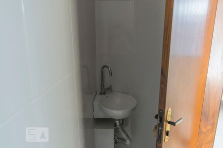 Lavabo de casa de condomínio para alugar com 3 quartos, 70m² em Jardim Santa Cruz (sacomã), São Paulo