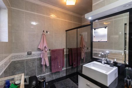 Banheiro da Suíte de casa à venda com 3 quartos, 220m² em Vila Euthalia, São Paulo