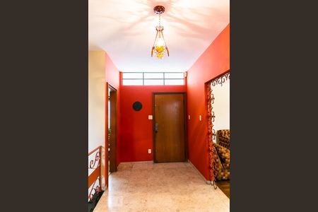 Hall de Entrada de casa para alugar com 4 quartos, 1000m² em Cambuci, São Paulo
