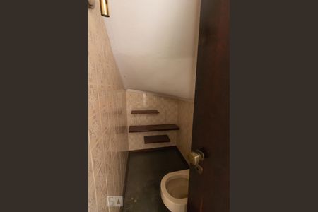 Lavabo de casa para alugar com 3 quartos, 180m² em Jardim Taquaral, São Paulo