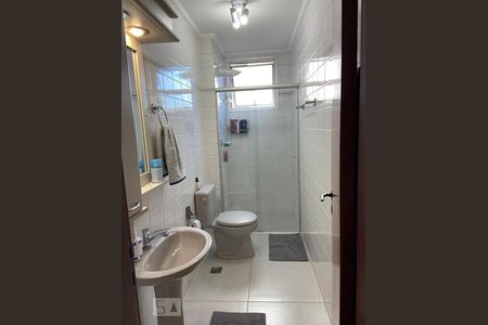 Banheiro de apartamento para alugar com 1 quarto, 60m² em Botafogo, Campinas