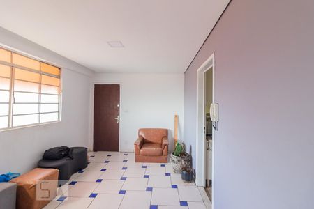 Apartamento à venda com 2 quartos, 50m² em Novo Eldorado, Contagem