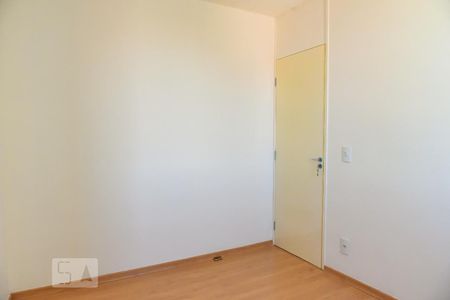 Quarto 2 de apartamento para alugar com 2 quartos, 47m² em Vila Marieta, Campinas