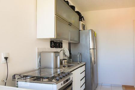 Cozinha de apartamento para alugar com 2 quartos, 47m² em Vila Marieta, Campinas