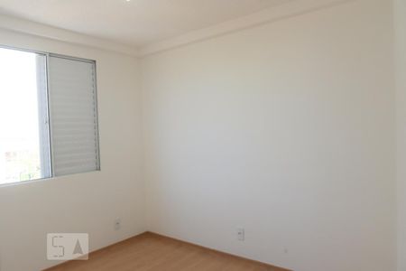 Quarto 2 de apartamento para alugar com 2 quartos, 47m² em Vila Marieta, Campinas