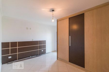 Quarto 1 Suíte de casa para alugar com 3 quartos, 210m² em Vila Camilópolis, Santo André