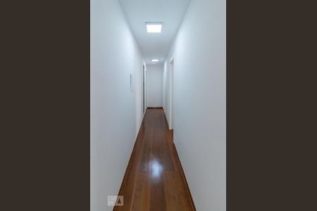 Corredor de apartamento à venda com 3 quartos, 81m² em Jardim das Laranjeiras, São Paulo