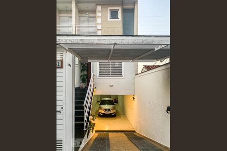 Fachada de casa à venda com 3 quartos, 220m² em Vila Dom Pedro Ii, São Paulo
