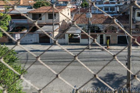 Vista do Quarto 2 de apartamento para alugar com 2 quartos, 55m² em Ramos, Rio de Janeiro