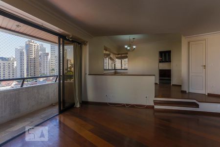 Sala de Estar  de apartamento à venda com 3 quartos, 242m² em Aclimação, São Paulo