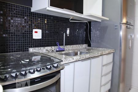 Cozinha de apartamento para alugar com 2 quartos, 62m² em Jardim São Savério, São Paulo