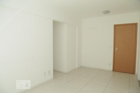 Apartamento à venda com 93m², 2 quartos e 1 vagasala