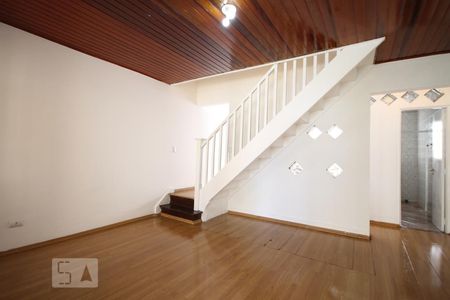 Casa para alugar com 110m², 2 quartos e 1 vagaSala