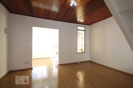 Sala de casa para alugar com 2 quartos, 110m² em Vila Mariana, São Paulo