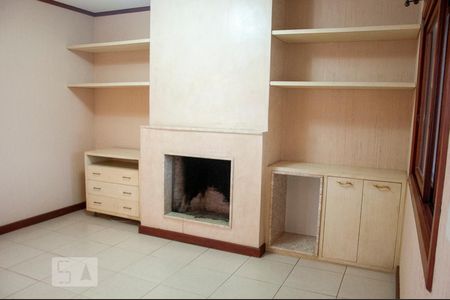 Sala de casa de condomínio à venda com 4 quartos, 300m² em Santa Tereza, Porto Alegre