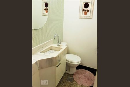 Lavabo de apartamento à venda com 4 quartos, 157m² em Icaraí, Niterói