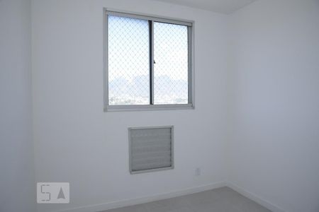 Quarto 1 de apartamento à venda com 2 quartos, 60m² em Taquara, Rio de Janeiro