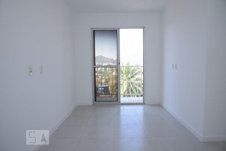 Sala de apartamento à venda com 2 quartos, 60m² em Taquara, Rio de Janeiro