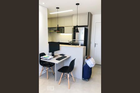 Sala de apartamento para alugar com 2 quartos, 34m² em Cambuci, São Paulo