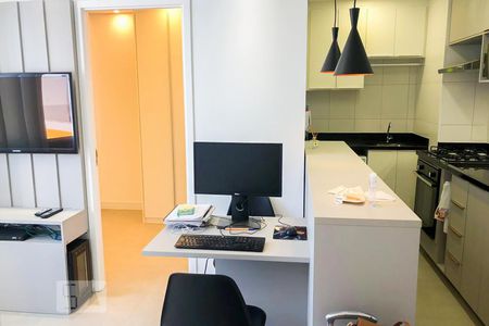 Sala de apartamento para alugar com 2 quartos, 34m² em Cambuci, São Paulo