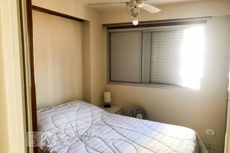 Quarto de apartamento à venda com 1 quarto, 48m² em Jardim das Acácias, São Paulo