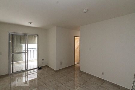 Sala de apartamento para alugar com 3 quartos, 68m² em Vila Ivone, São Paulo