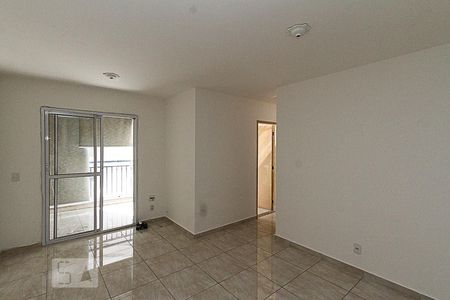 Sala de apartamento para alugar com 3 quartos, 68m² em Vila Ivone, São Paulo