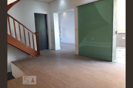 Sala 2 de casa para alugar com 3 quartos, 270m² em Cambuci, São Paulo