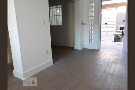 Sala 2 de casa para alugar com 3 quartos, 270m² em Cambuci, São Paulo