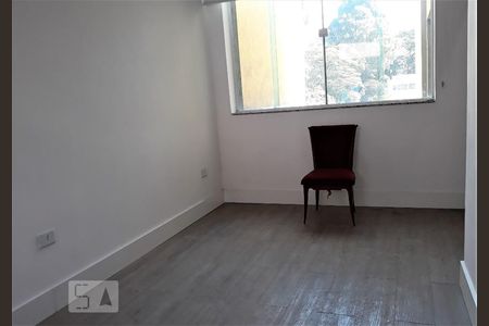 Sala 2 de casa para alugar com 3 quartos, 270m² em Cambuci, São Paulo