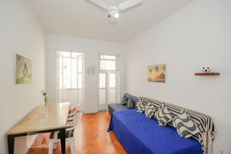 Apartamento à venda com 60m², 1 quarto e sem vagaSala