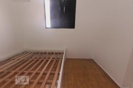 Quarto 2 de apartamento para alugar com 2 quartos, 55m² em Jardim Aeroporto, São Paulo