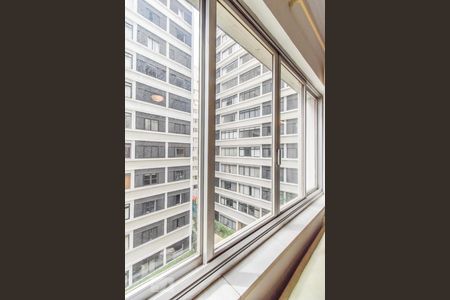 Sala - Vista de apartamento para alugar com 2 quartos, 90m² em Cerqueira César, São Paulo