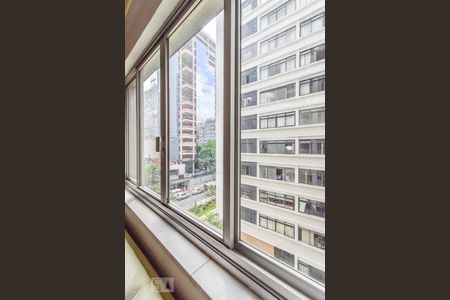 Sala - Vista de apartamento para alugar com 2 quartos, 90m² em Cerqueira César, São Paulo