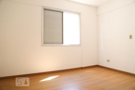 Quarto 2 de apartamento para alugar com 2 quartos, 70m² em Parque Imperial, São Paulo