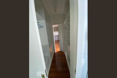 Suíte de apartamento para alugar com 3 quartos, 135m² em Belvedere, Belo Horizonte