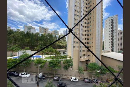 Apartamento para alugar com 3 quartos, 135m² em Belvedere, Belo Horizonte