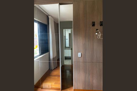 Suíte de apartamento para alugar com 3 quartos, 135m² em Belvedere, Belo Horizonte