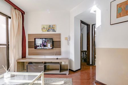 Sala de apartamento para alugar com 1 quarto, 40m² em Batel, Curitiba