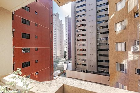 Vista AP de apartamento para alugar com 1 quarto, 40m² em Batel, Curitiba