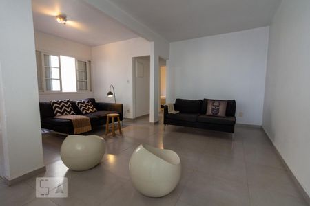 Sala de casa à venda com 2 quartos, 160m² em Conjunto Residencial Butantã, São Paulo
