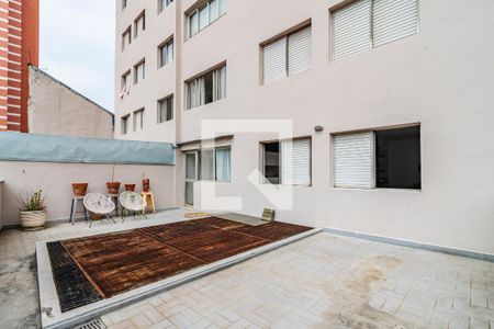 Quintal de apartamento à venda com 2 quartos, 130m² em Vila Pompéia, São Paulo